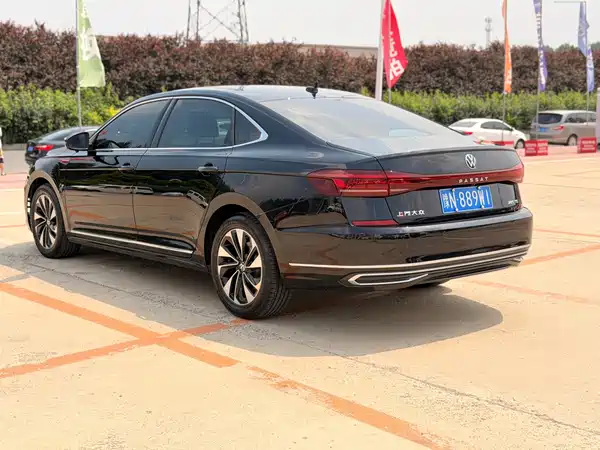 Volkswagen Passat 2022