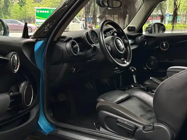MINI 2015