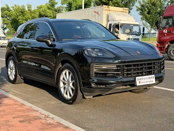 Porsche Cayenne 2024