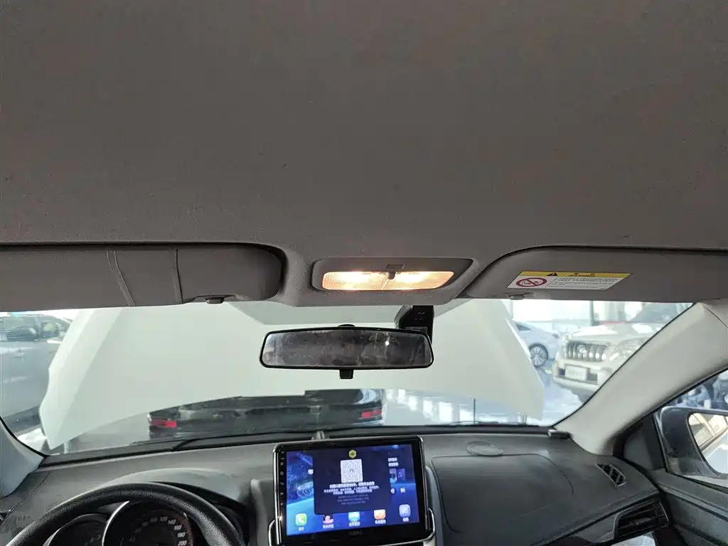 Toyota Yaris L 2021 — фото 14