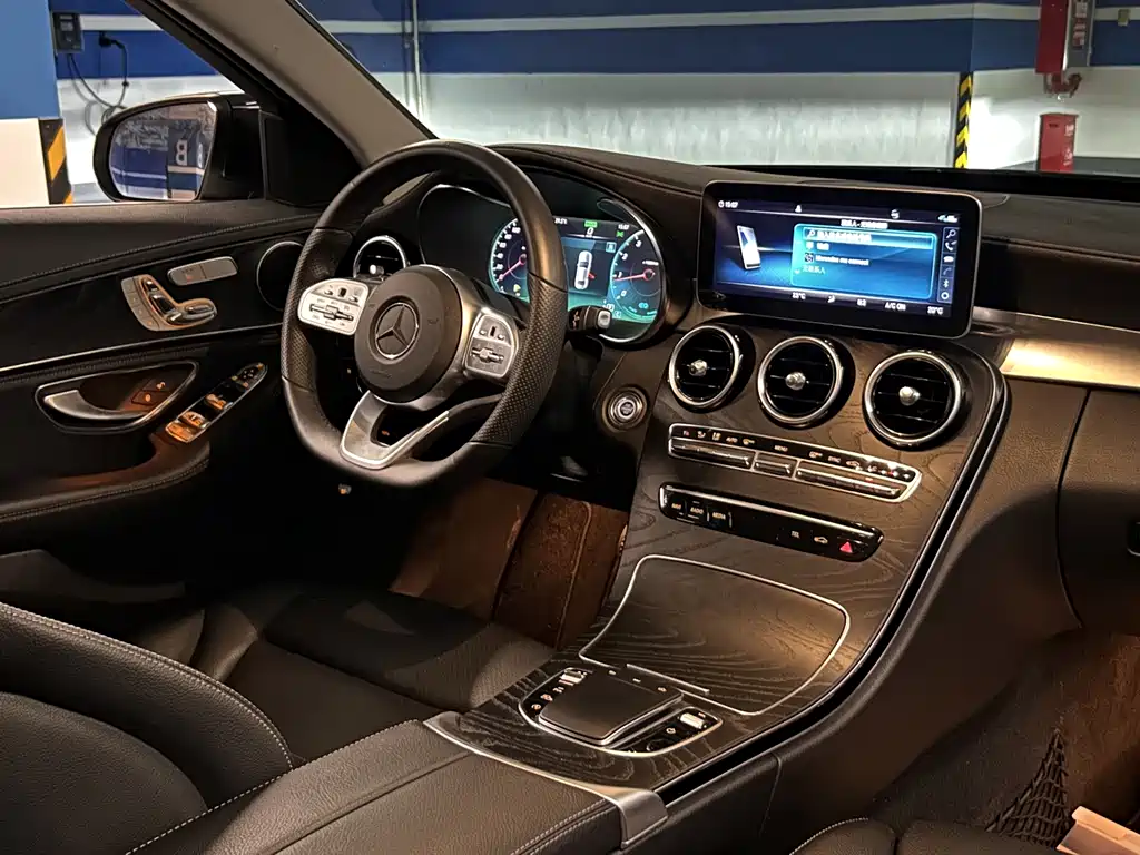 Mercedes-Benz C-Class 2020 — фото 11