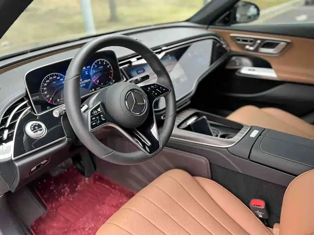 Mercedes-Benz E-Class 2025