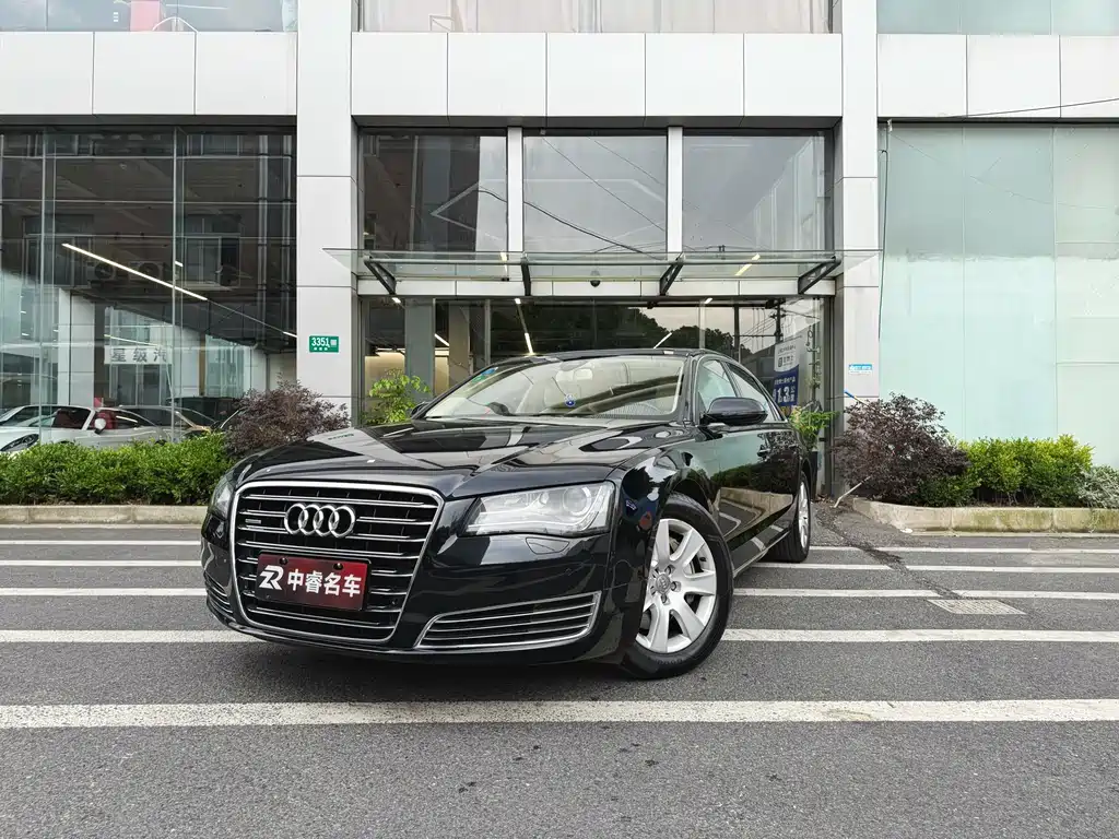 Audi A8 2012