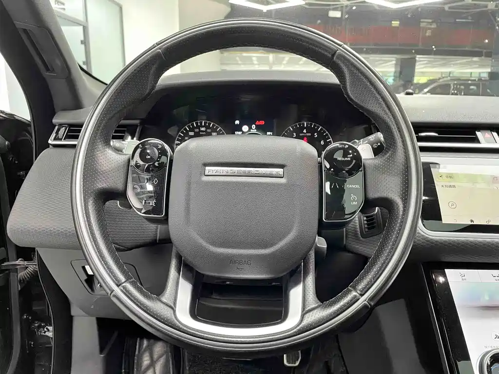 Land Rover Range Rover Velar 2020 — фото 18