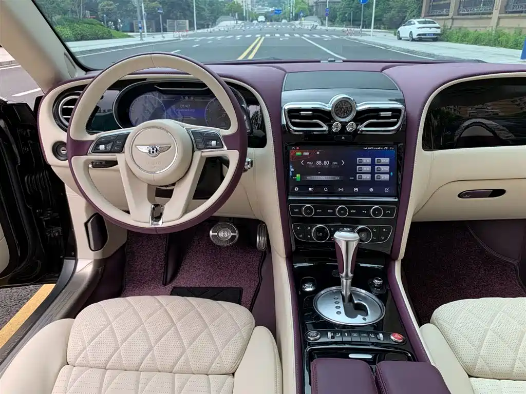 Bentley Flying Spur 2010 — фото 21