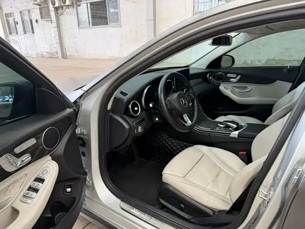 Mercedes-Benz C-Class 2015