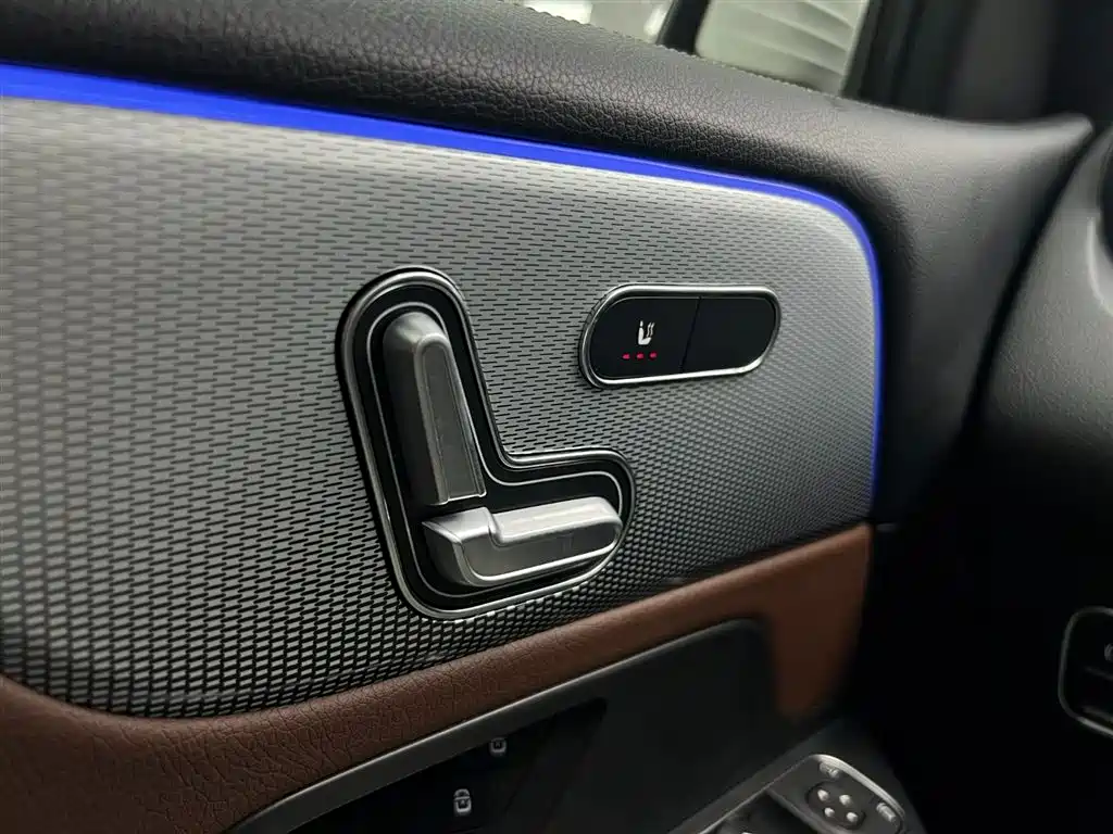 Mercedes-Benz GLB 2020 — фото 17