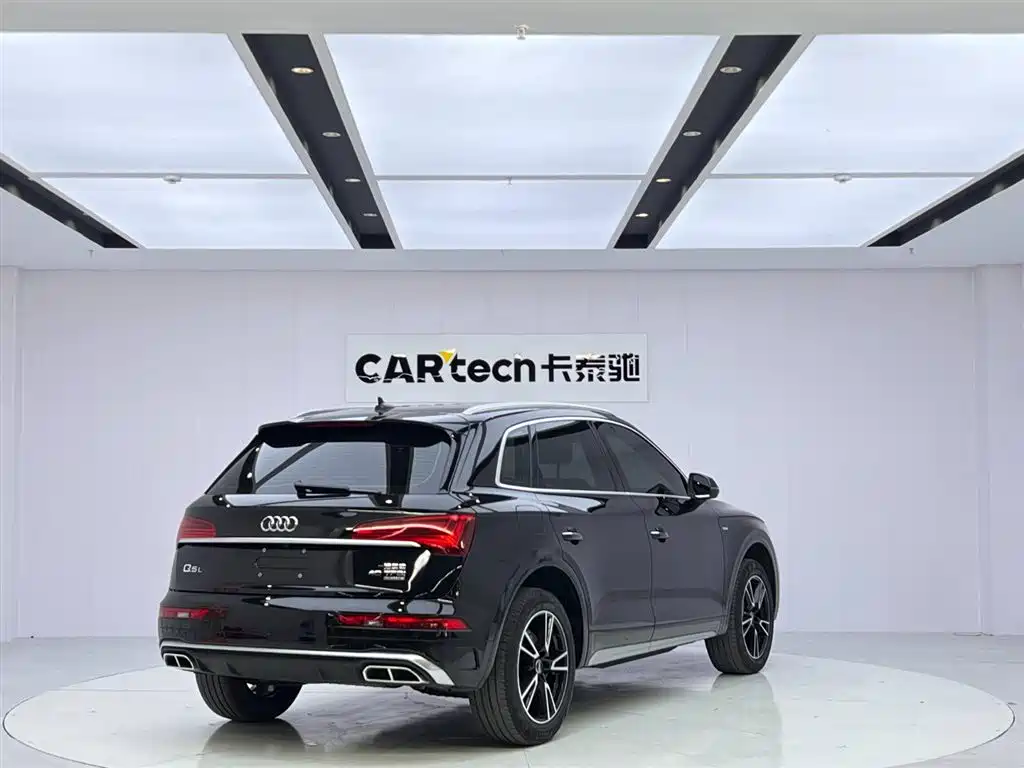 Audi Q5L 2024 — фото 5