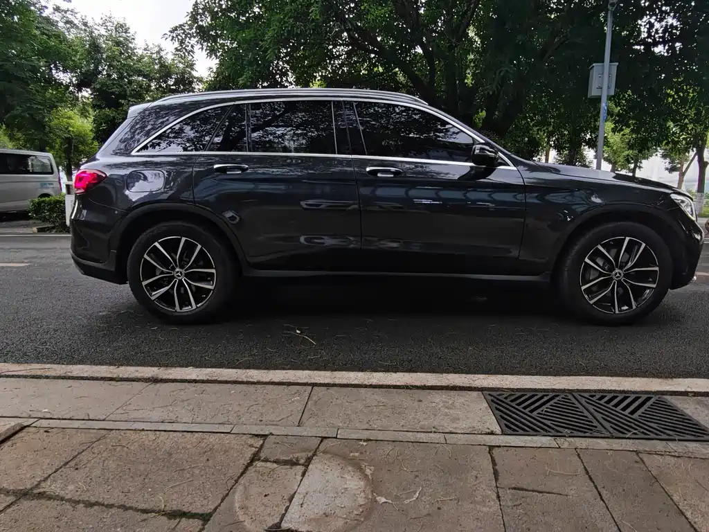 Mercedes-Benz GLC 2021 — фото 4