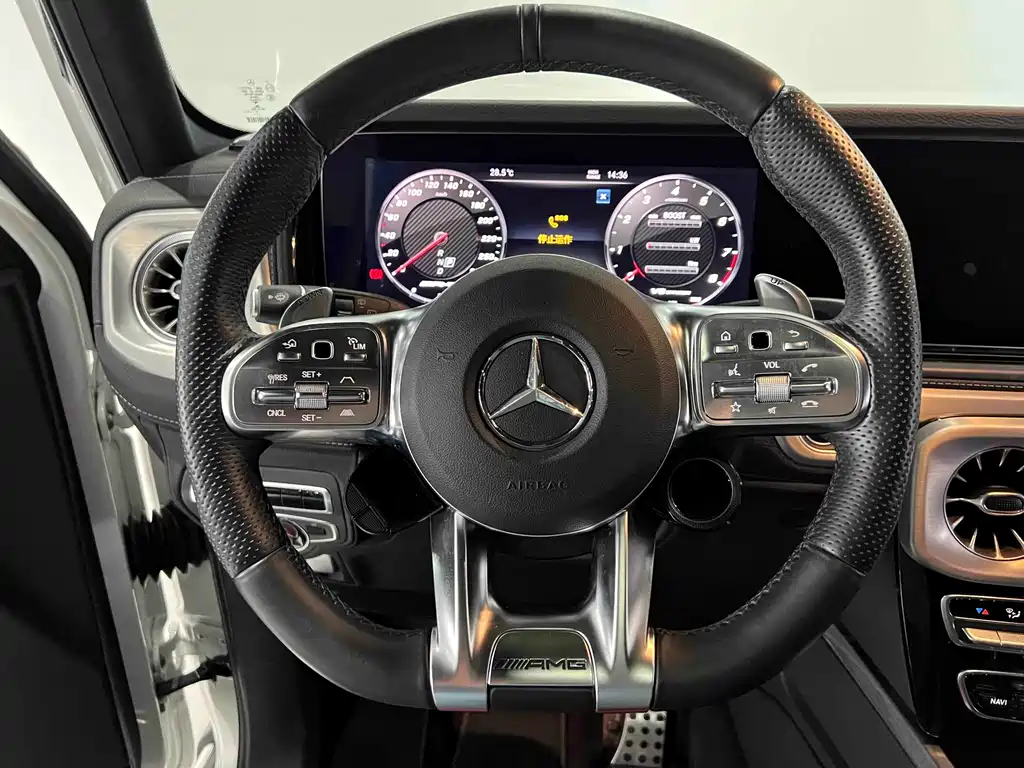 Mercedes-Benz G-Class AMG 2023 — фото 19