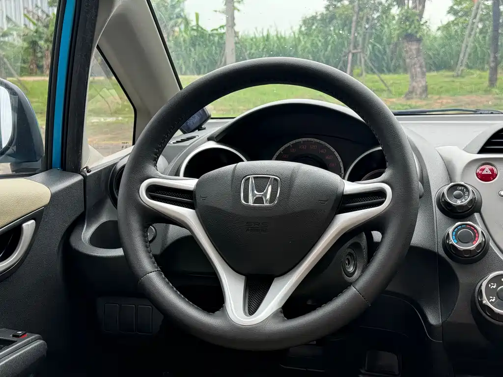 Honda Fit 2009 — фото 11
