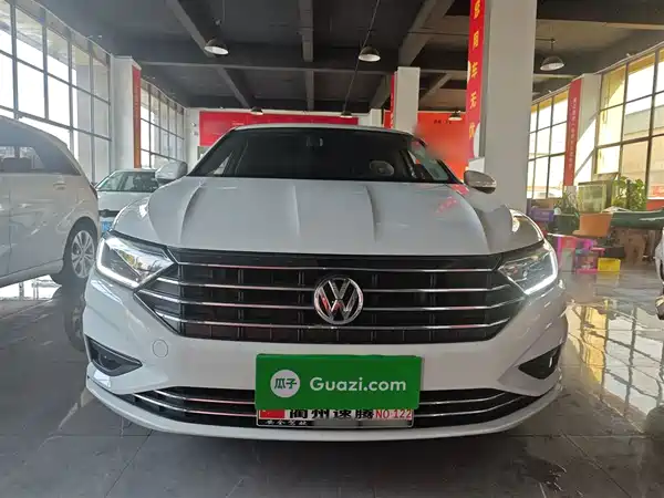 Volkswagen Sagitar 2021
