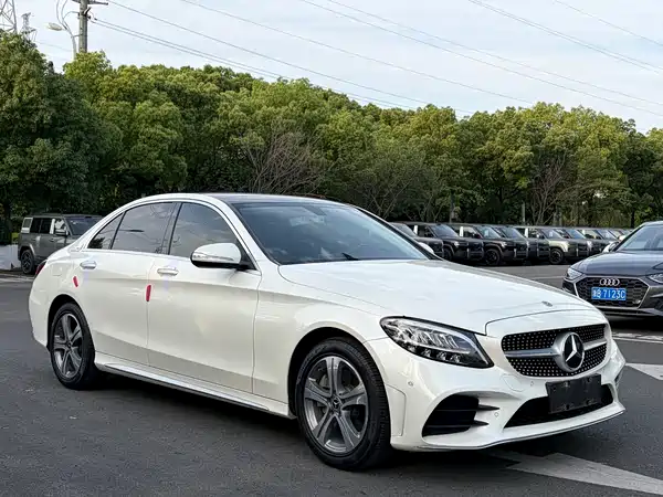 Mercedes-Benz C-Class 2021
