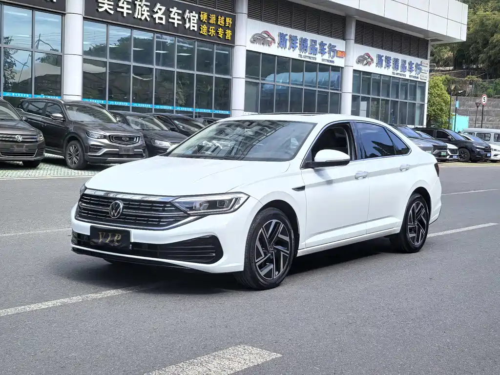 Volkswagen Sagitar 2023