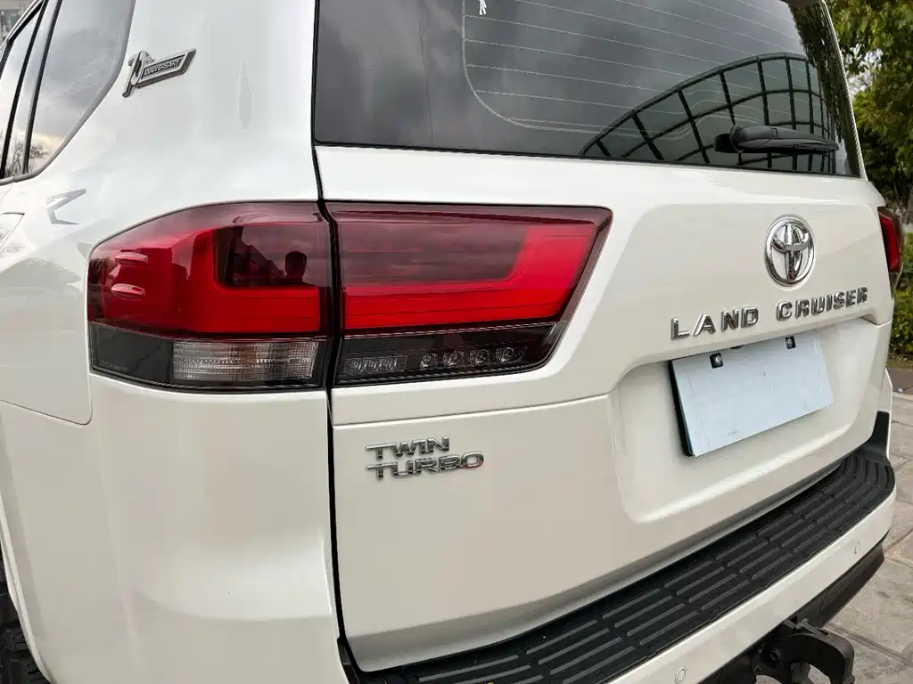 Toyota Land Cruiser 2024 — фото 17