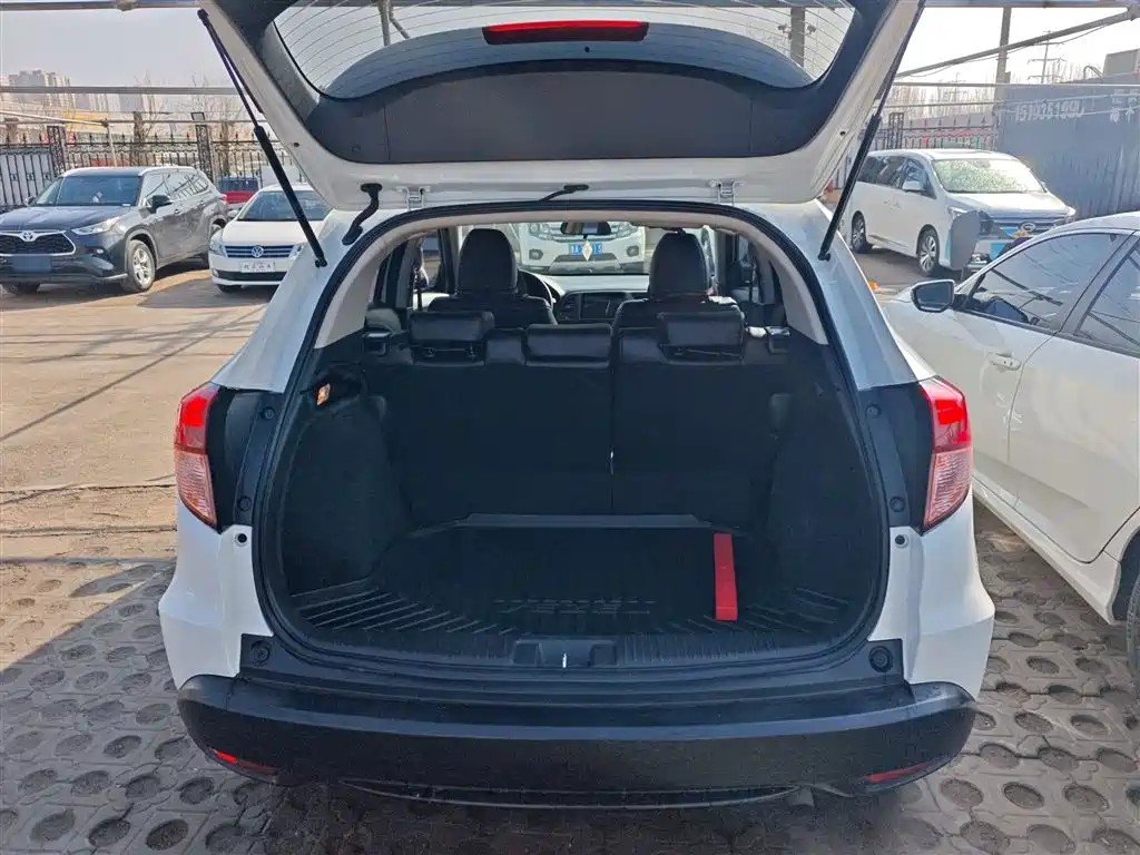 Honda Vezel 2018 — фото 15