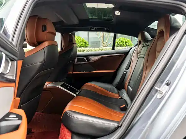 BMW 8 Series 2023