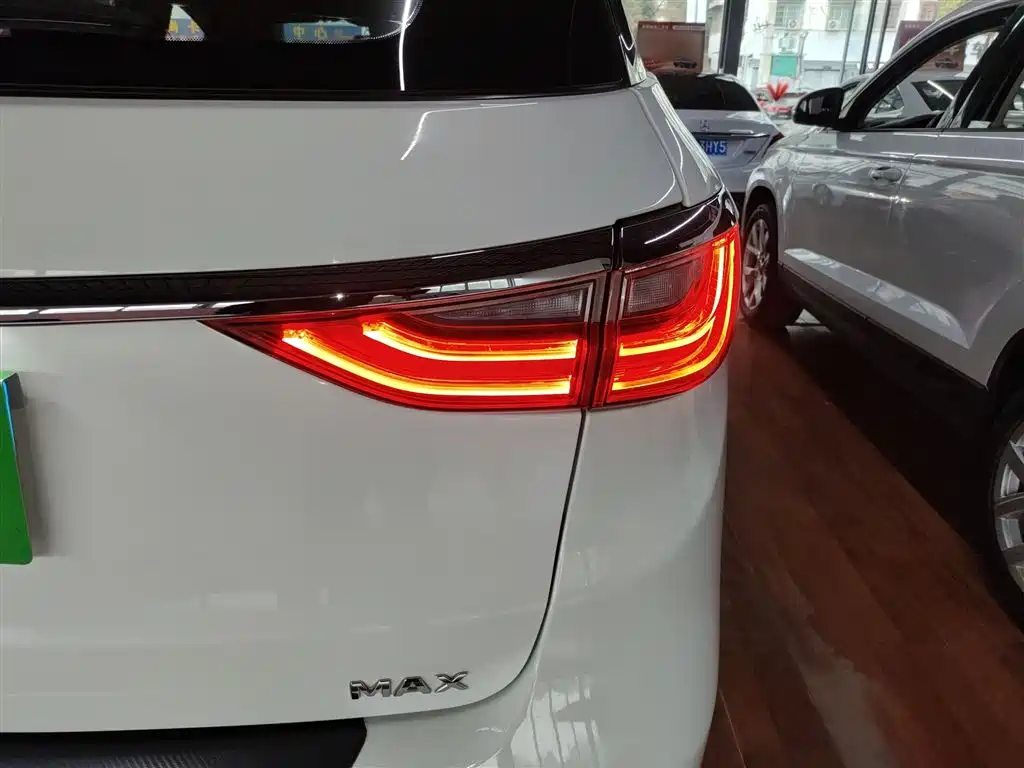 BYD MAX 2020 — фото 24