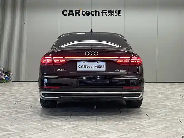 Audi A8 2023