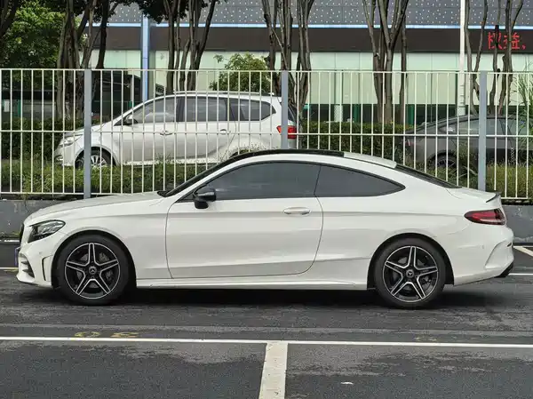 Mercedes-Benz C-Class 2023
