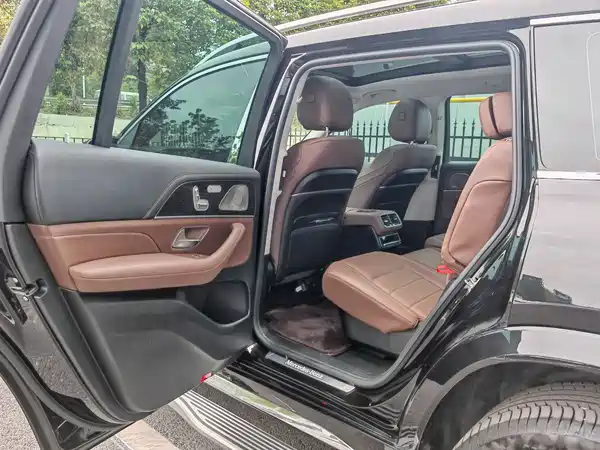 Mercedes-Benz GLS 2024