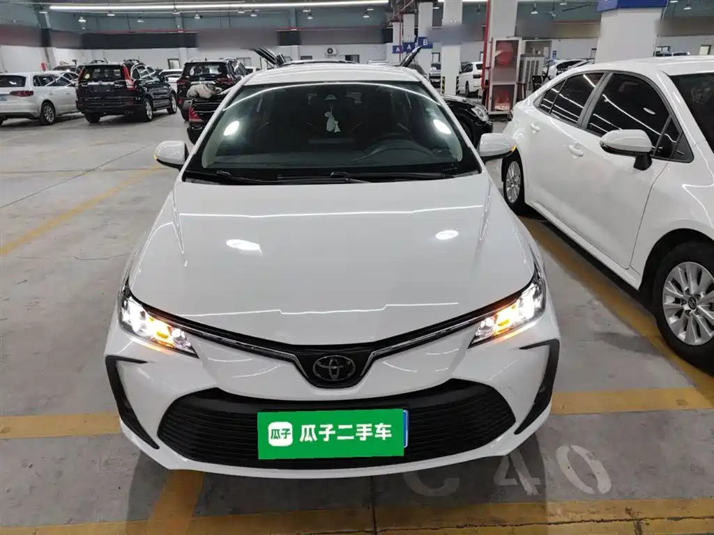 Toyota Corolla 2022 — фото 3