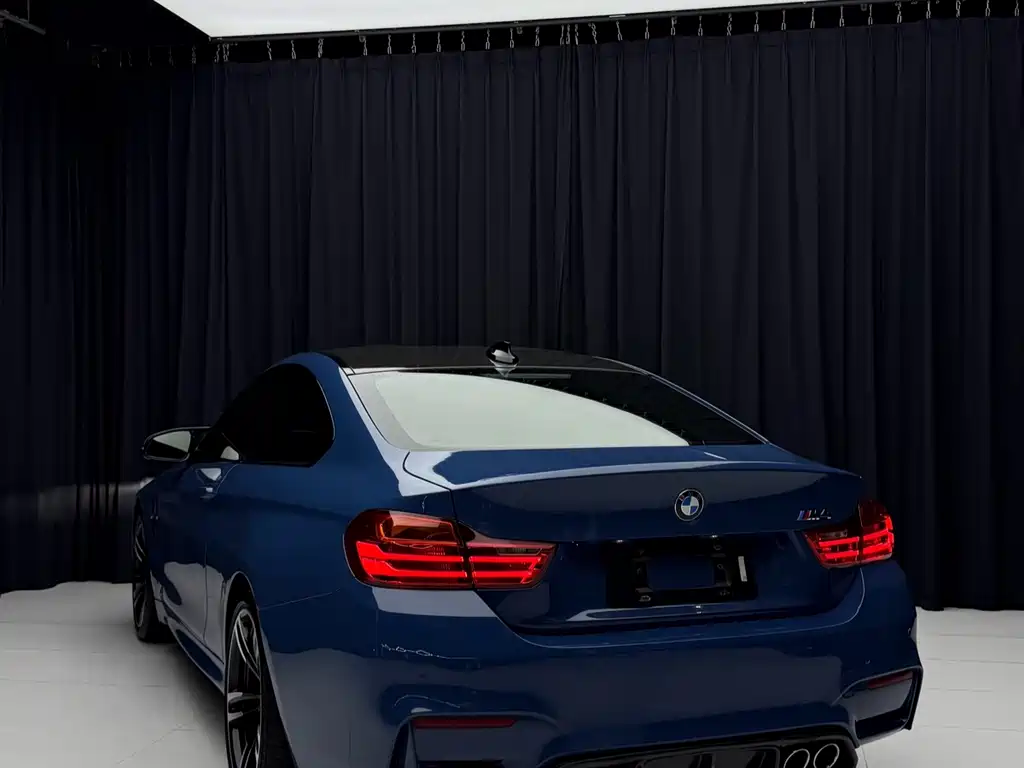 BMW M4 2015 — фото 10
