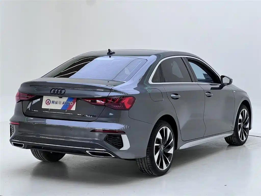 Audi A3 2023 — фото 21