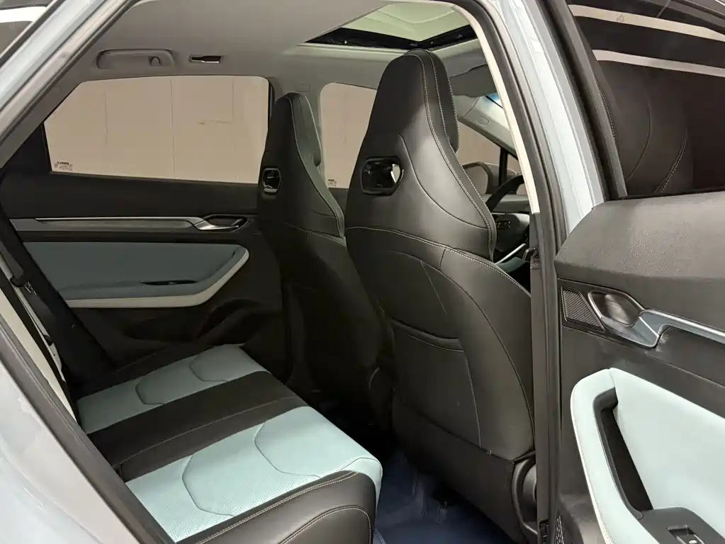 Geely Emgrand S 2023 — фото 18