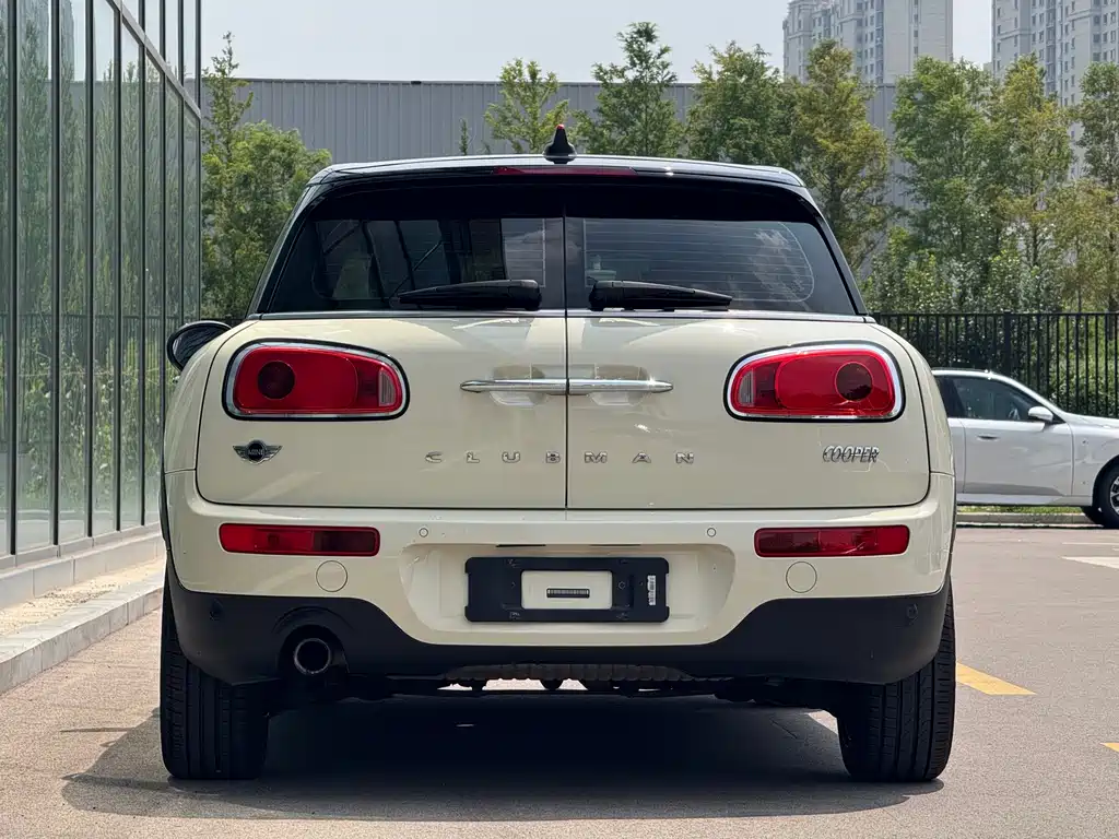 MINI Clubman 2018 — фото 16