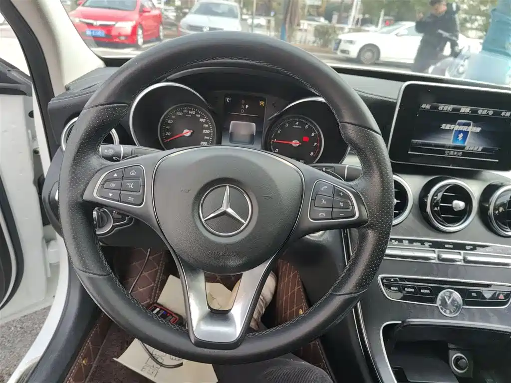Mercedes-Benz C-Class 2017 — фото 4