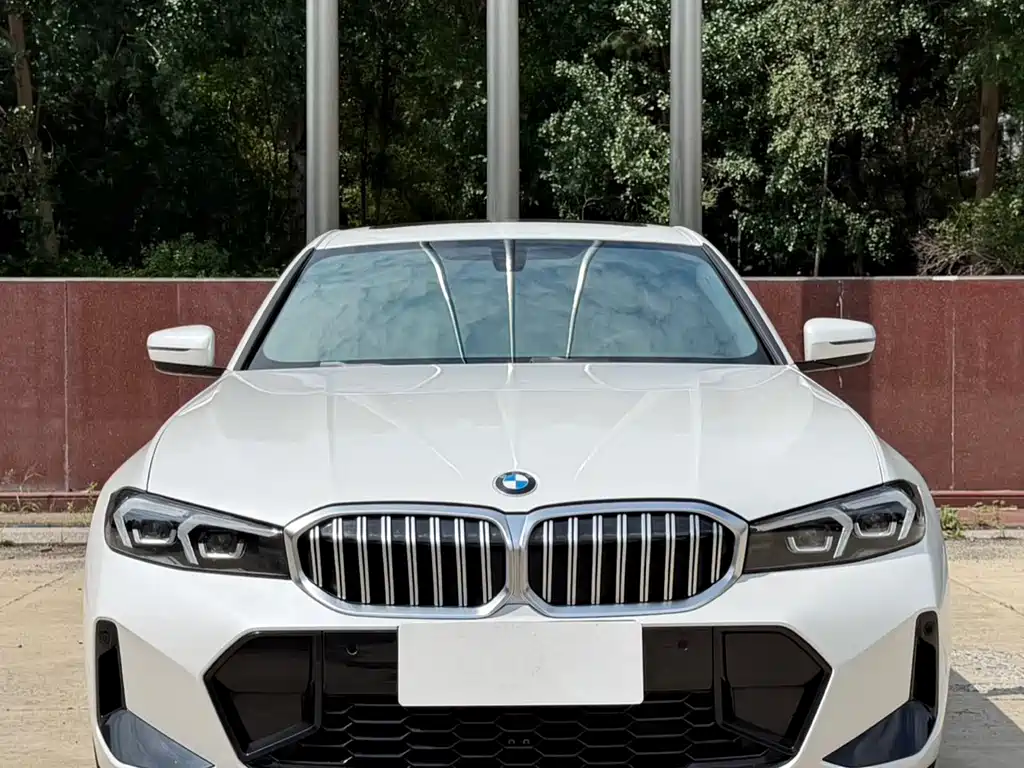BMW 3 Series 2023