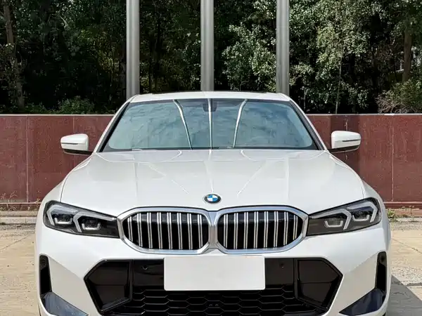BMW 3 Series 2023