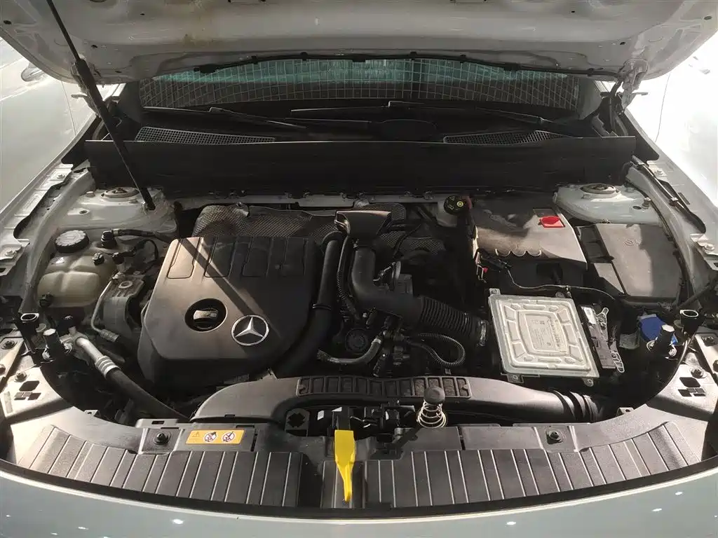 Mercedes-Benz GLB 2020 — фото 16