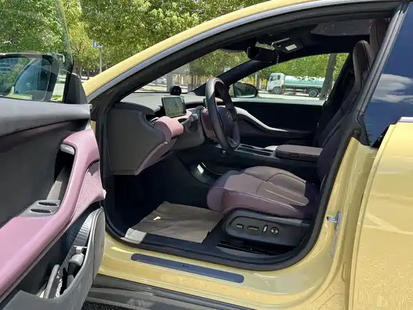 NIO ET5 2022
