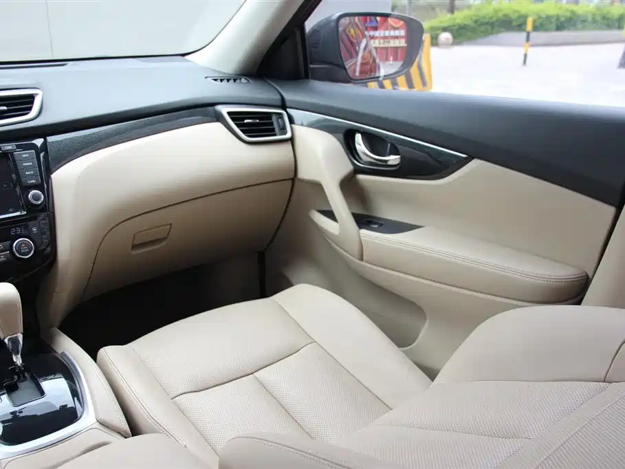 Nissan X-Trail 2015 — фото 14