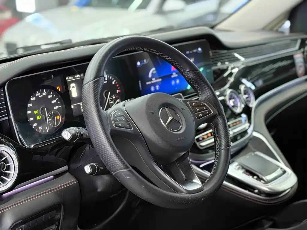 Mercedes-Benz Vito 2022 — фото 14