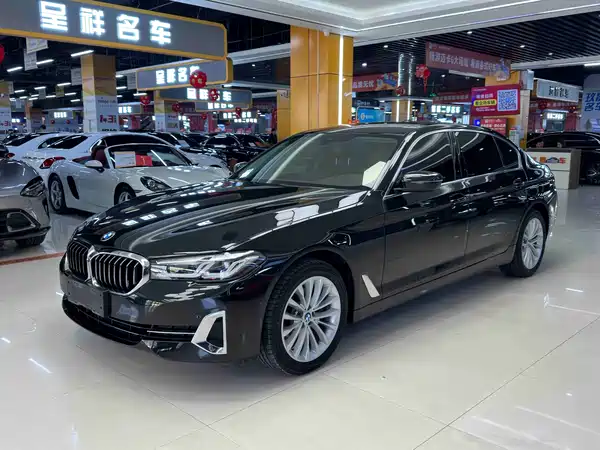 BMW 5 Series 2022
