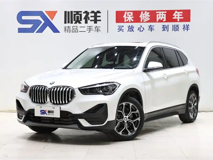 BMW X1 2021 — фото 1