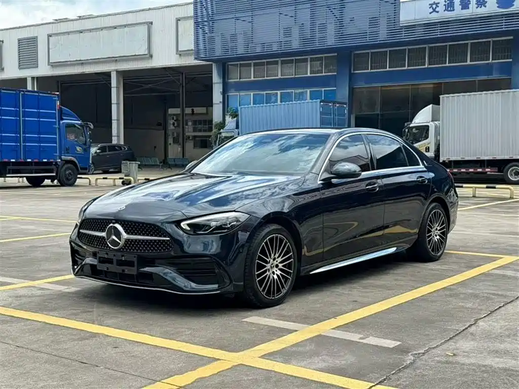 Mercedes-Benz C-Class 2022 — фото 3