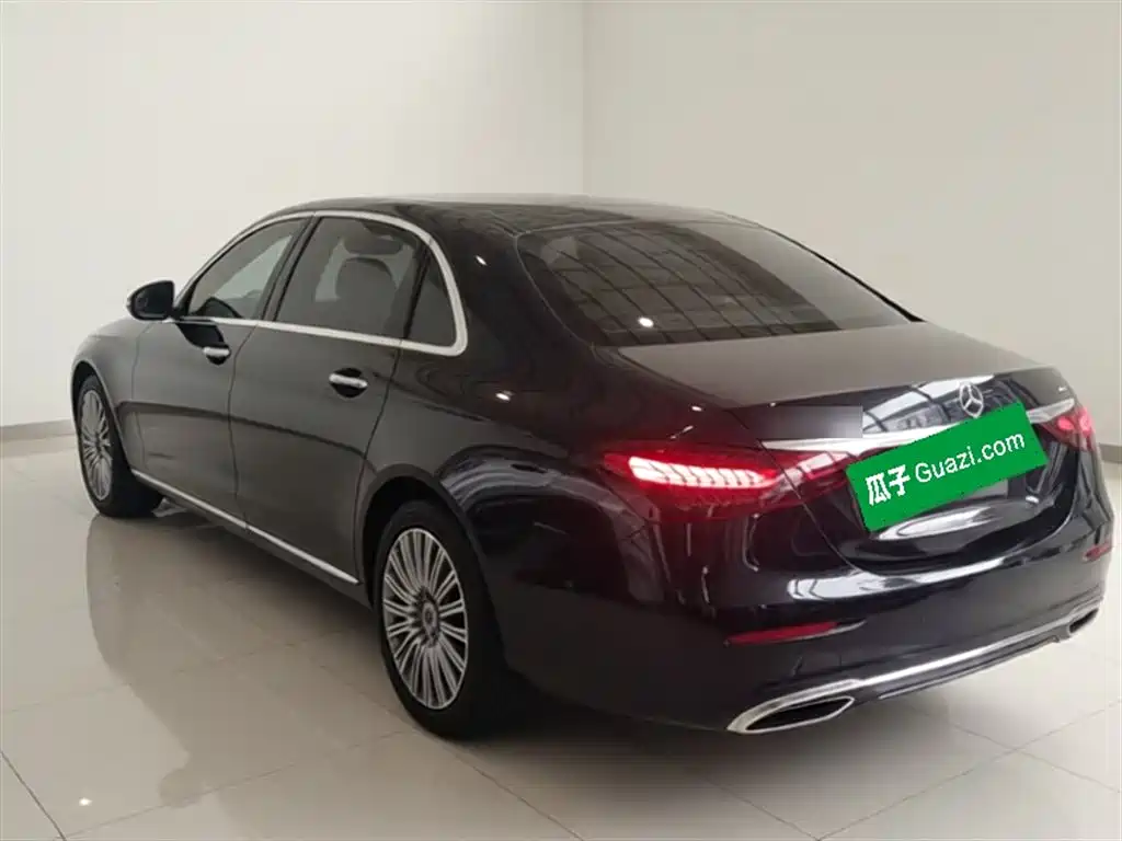 Mercedes-Benz E-Class 2023 — фото 23