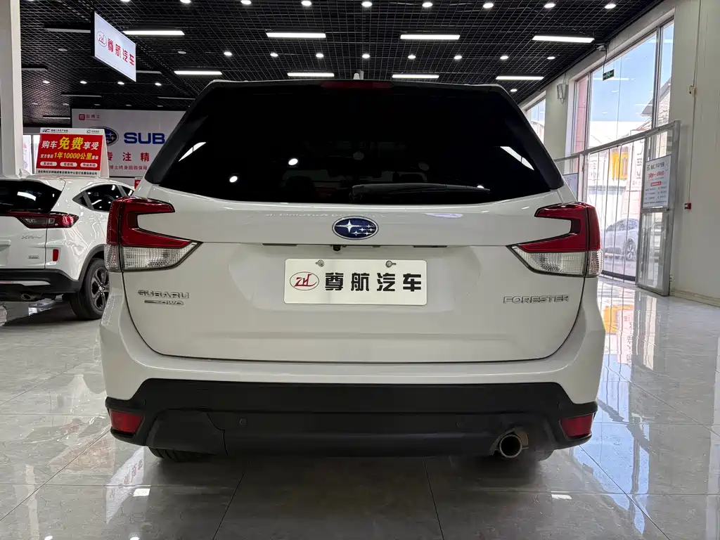Subaru Forester 2020 — фото 7