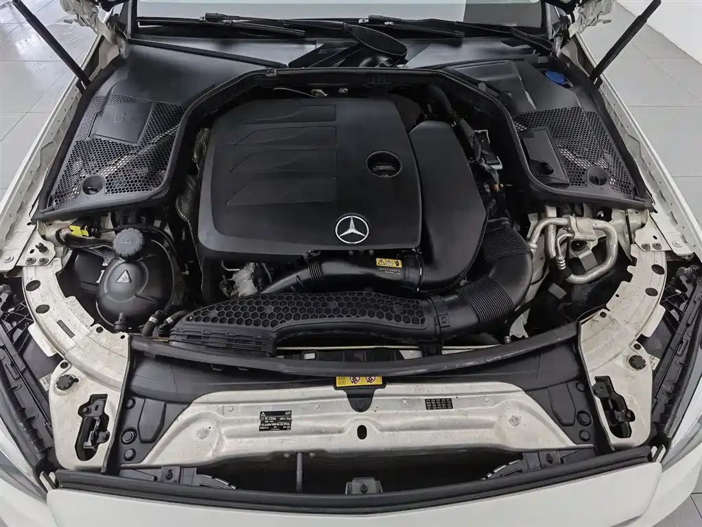 Mercedes-Benz C-Class 2020