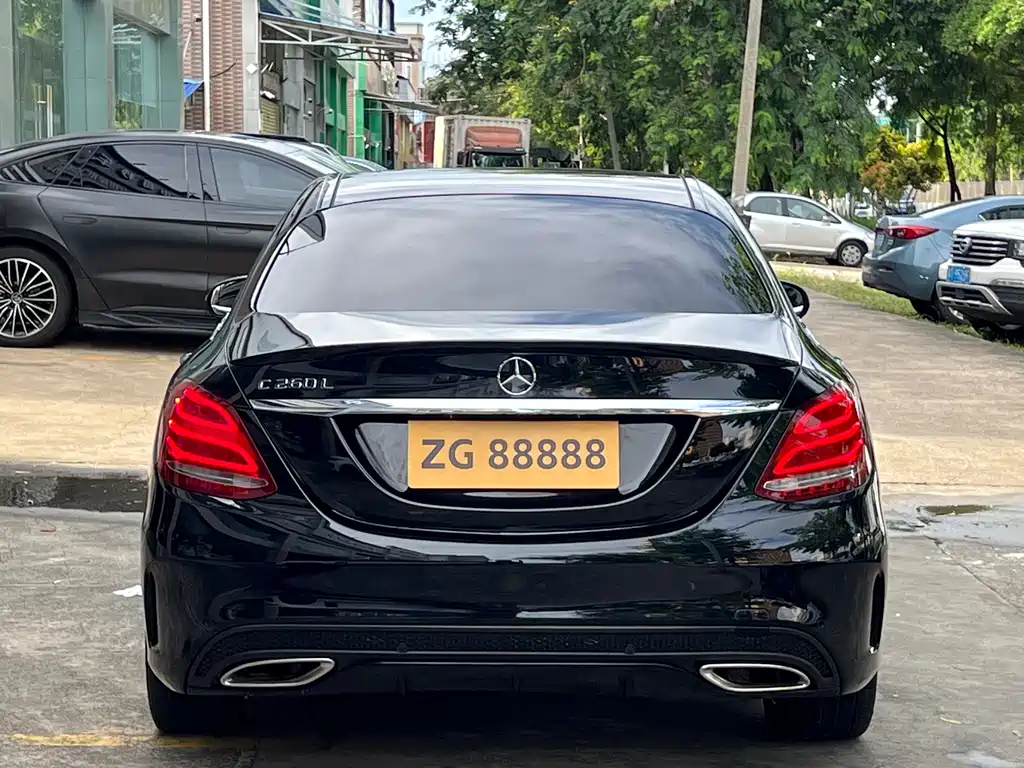 Mercedes-Benz C-Class 2018