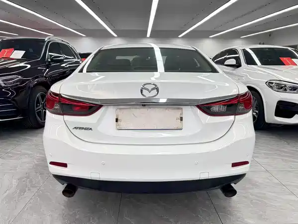 Mazda Atenza 2015