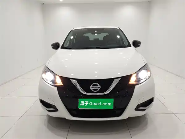 Nissan Tiida 2024