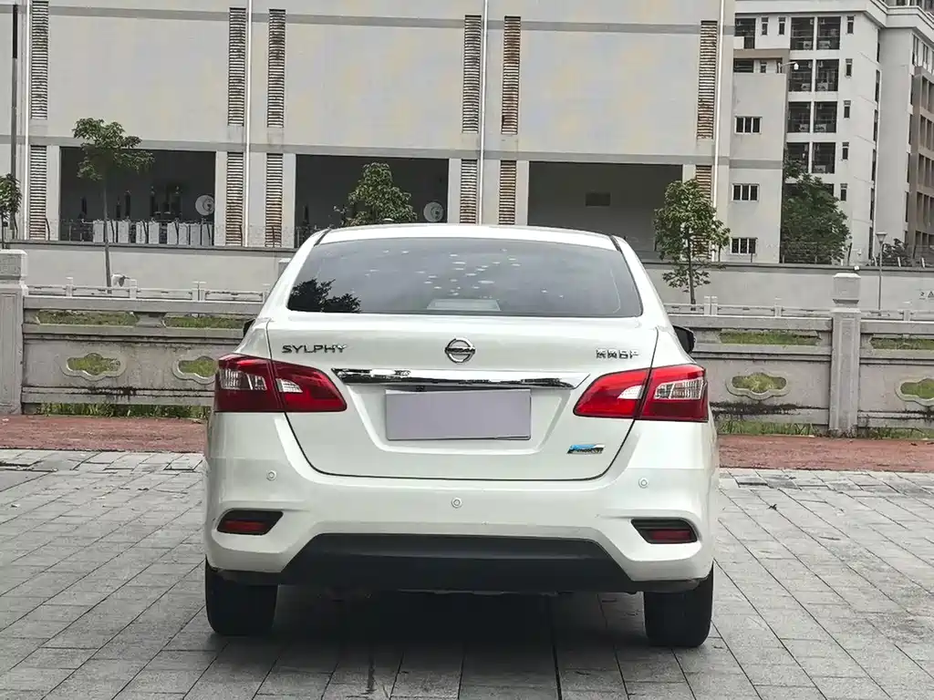 Nissan Sylphy 2017 — фото 8