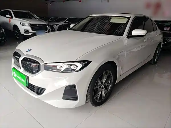 BMW i3 2024