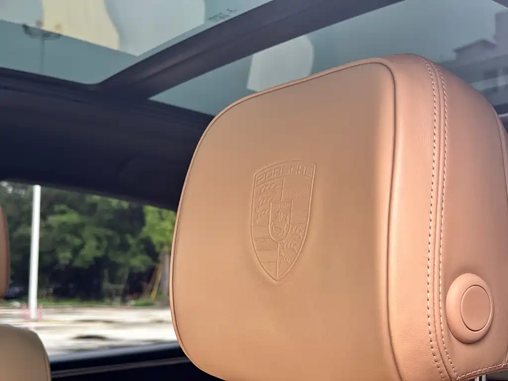 Porsche Macan 2017 — фото 15