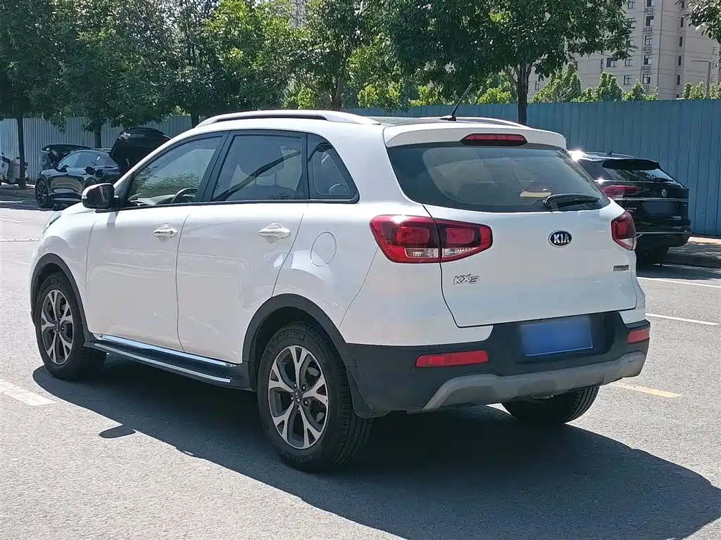 Kia KX3 2017 — фото 23